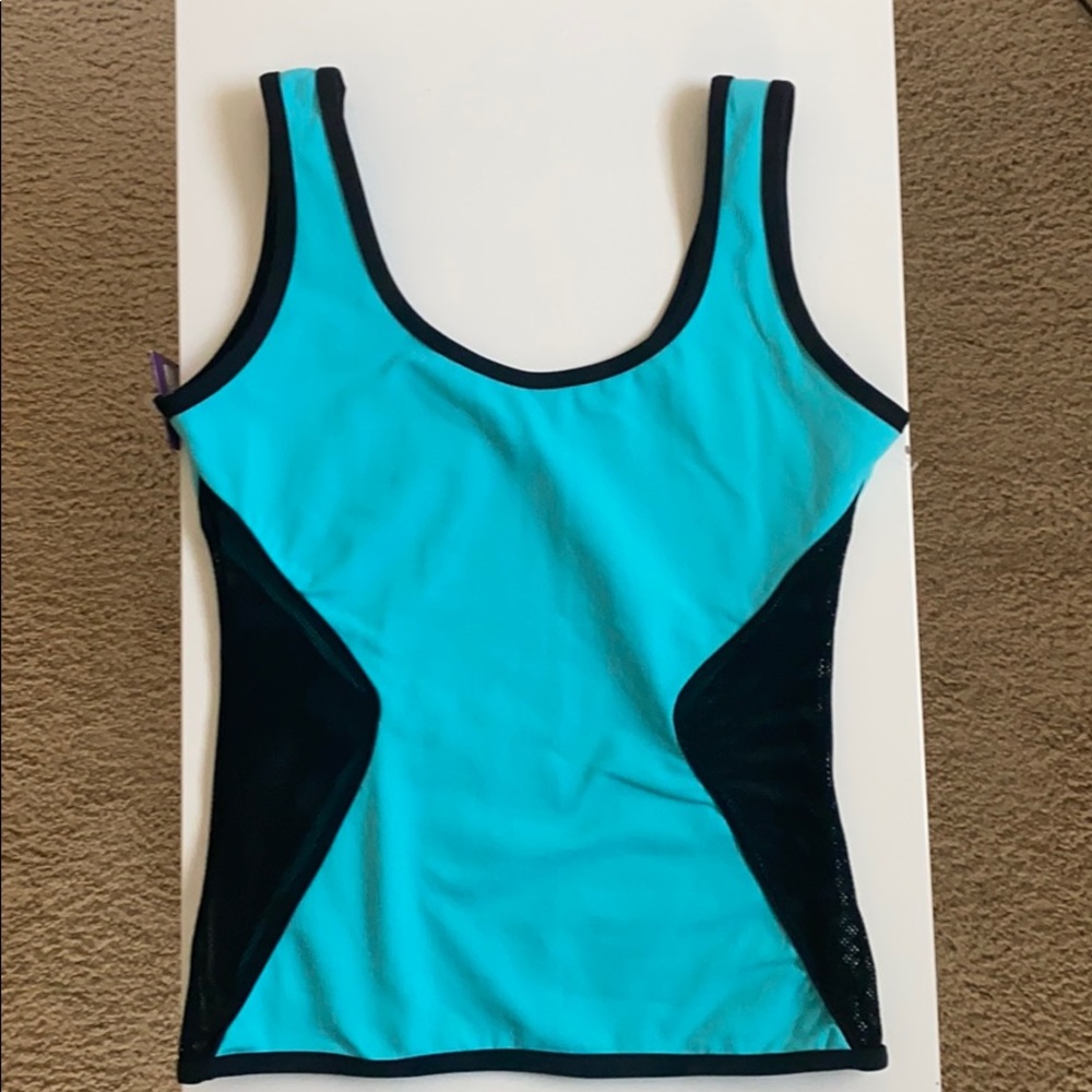 New workout mesh panel tank
